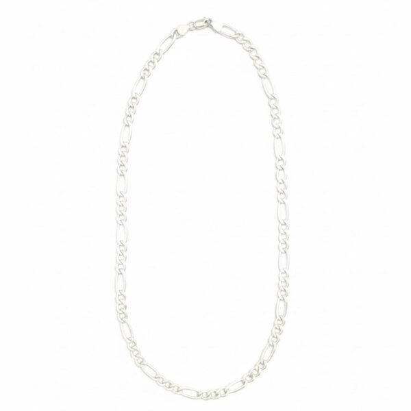 WhatsApp Image 2025-12-31 at 3.41.13 PM Cadena Estilo Cartier: El Equilibrio Perfecto entre Ritmo y Elegancia