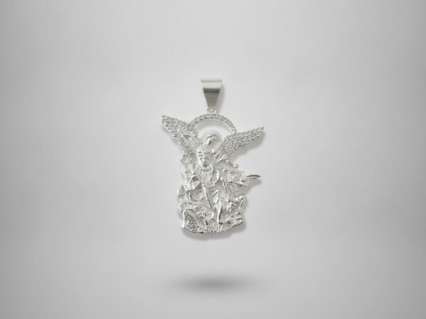 nfzspogcry7monix9oks.jpg Dije San Miguel Arcángel Plata 925 con Zirconias | Mística Plata